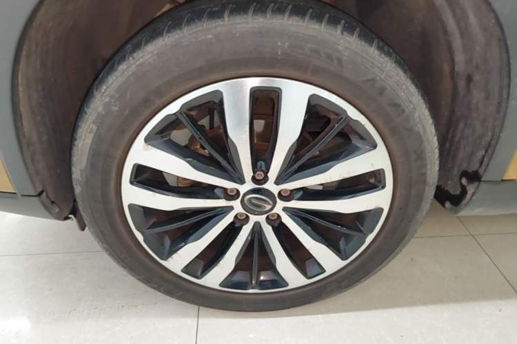 Used GAC Trumpchi GS4 2015 200T G-DCT Luxury Edition Left Front Wheel Hub