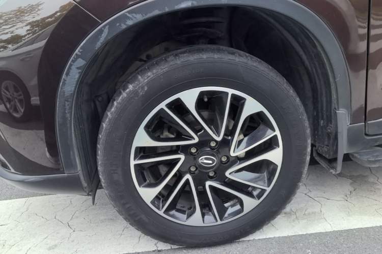 Used GAC Trumpchi GS4 2015 200T G-DCT Elite Edition Left Front Wheel Hub