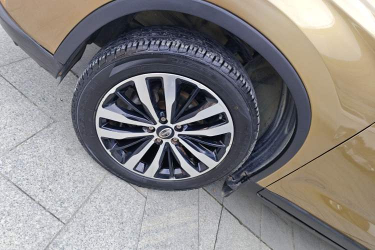 Used GAC Trumpchi GS4 2015 200T G-DCT Luxury Edition Left Front Wheel Hub