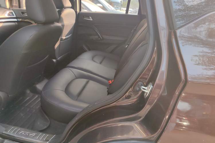 Used GAC Trumpchi GS4 2015 200T G-DCT Elite Edition Left Rear Seat