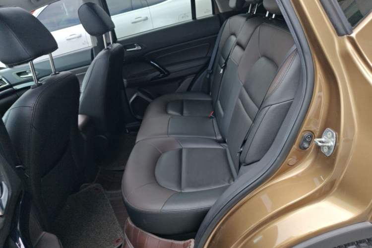 Used GAC Trumpchi GS4 2015 200T G-DCT Luxury Edition Left Rear Seat