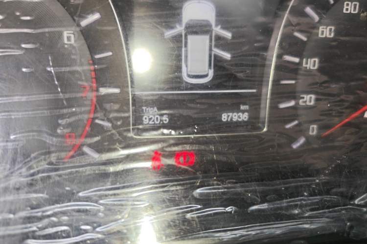 Used GAC Trumpchi GS4 2015 200T Manual Elite Edition Odometer Close Up