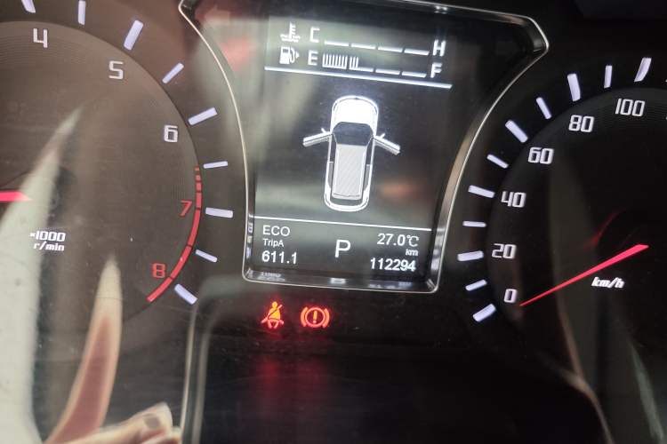 Used GAC Trumpchi GS4 2015 200T G-DCT Elite Edition Odometer Close Up