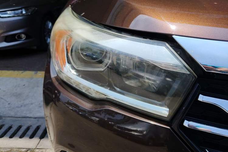 Used GAC Trumpchi GS4 2015 200T Manual Elite Edition Right Front Headlight