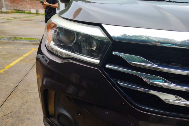 Used GAC Trumpchi GS4 2015 200T G-DCT Comfort Edition Right Front Headlight