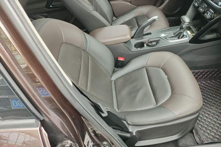Used GAC Trumpchi GS4 2015 200T G-DCT Luxury Edition Right Front Seat