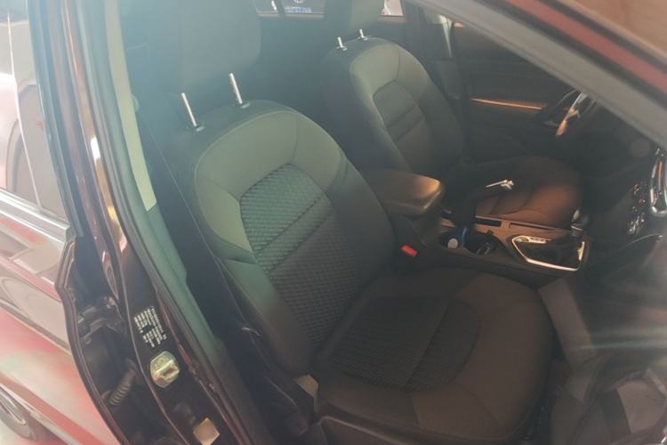 Used GAC Trumpchi GS4 2015 200T G-DCT Elite Edition Right Front Seat