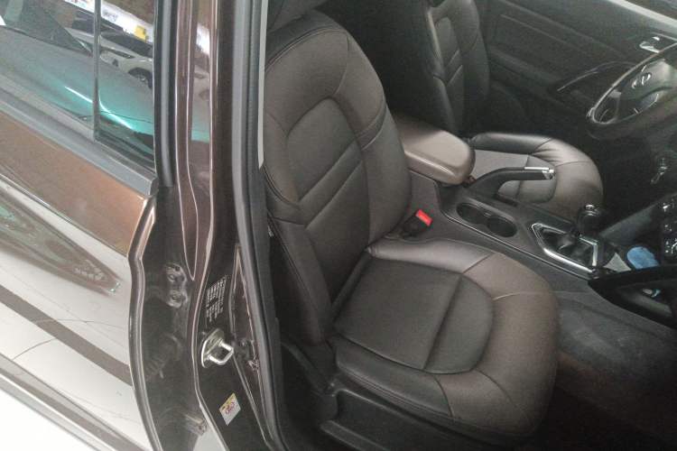 Used GAC Trumpchi GS4 2015 200T Manual Elite Edition Right Front Seat