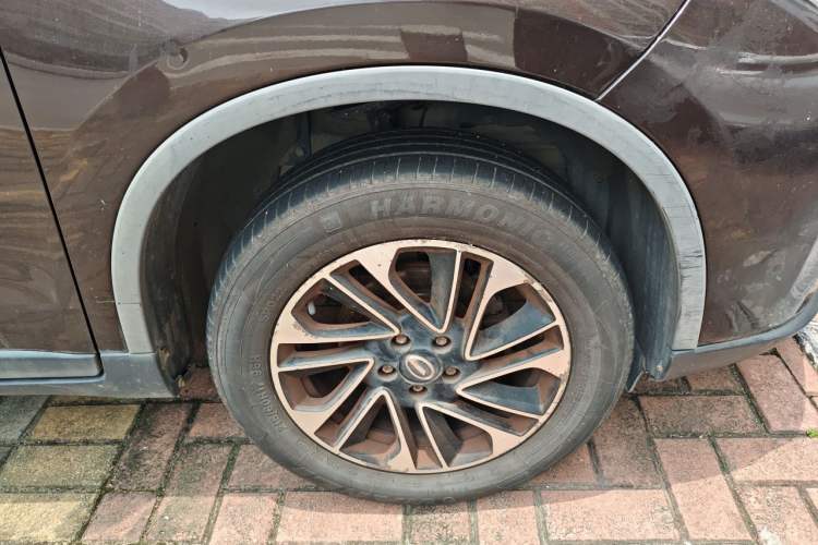 Used GAC Trumpchi GS4 2015 200T Manual Elite Edition Right Front Wheel Hub