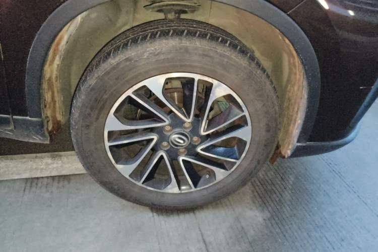 Used GAC Trumpchi GS4 2015 200T Manual Elite Edition Right Front Wheel Hub