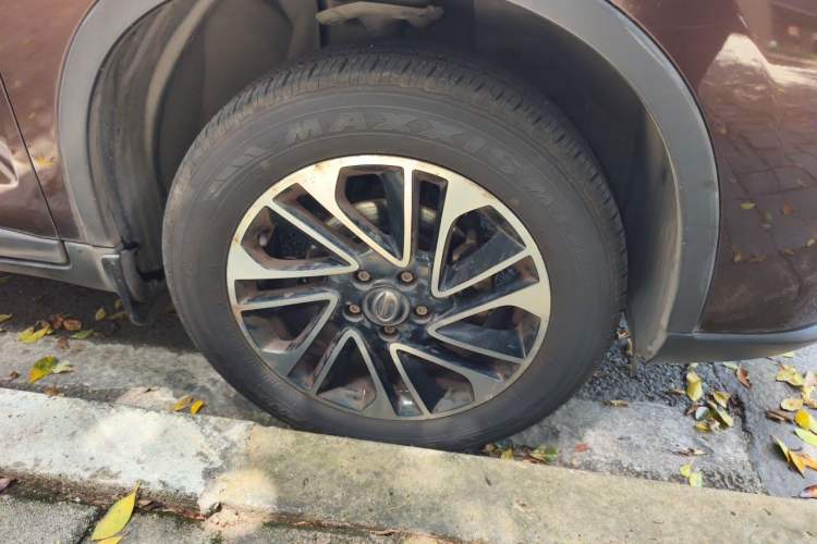 Used GAC Trumpchi GS4 2015 200T Manual Elite Edition Right Front Wheel Hub