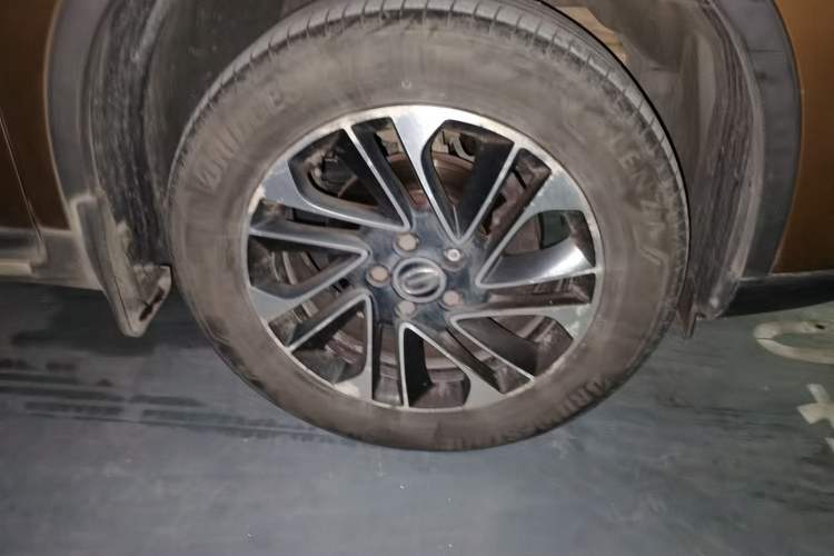 Used GAC Trumpchi GS4 2015 200T Manual Luxury Edition Right Front Wheel Hub