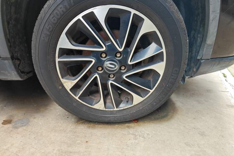 Used GAC Trumpchi GS4 2015 200T G-DCT Elite Edition Right Front Wheel Hub