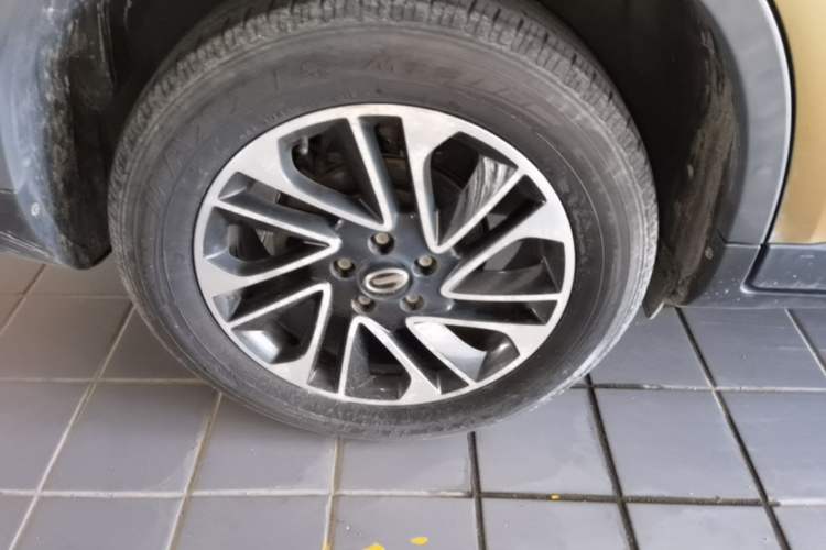 Used GAC Trumpchi GS4 2015 200T Manual Elite Edition Right Rear Wheel Hub