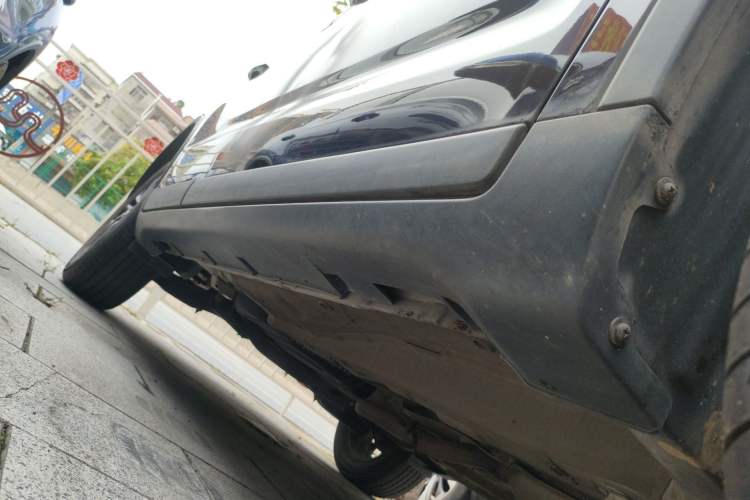 Used GAC Trumpchi GS4 2015 200T G-DCT Elite Edition Right Side Sill