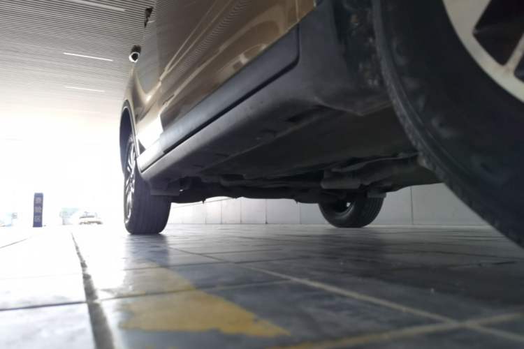 Used GAC Trumpchi GS4 2015 200T Manual Elite Edition Right Side Sill