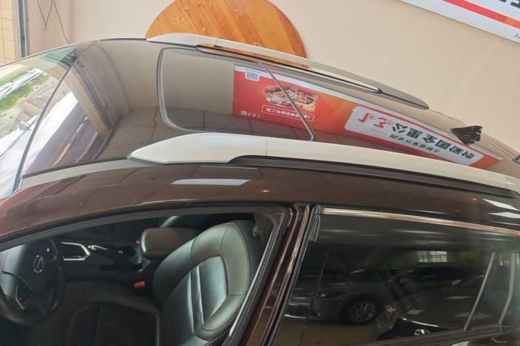 Used GAC Trumpchi GS4 2015 200T G-DCT Luxury Edition Roof