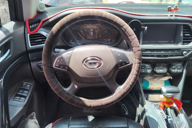 Used GAC Trumpchi GS4 2015 200T G-DCT Luxury Edition Steering Wheel