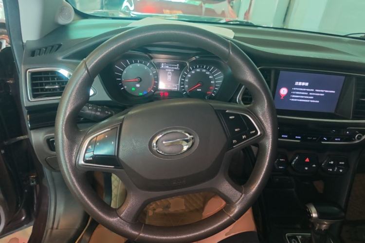 Used GAC Trumpchi GS4 2015 200T G-DCT Elite Edition Steering Wheel