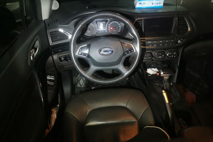 Used GAC Trumpchi GS4 2015 200T G-DCT Luxury Edition Steering Wheel