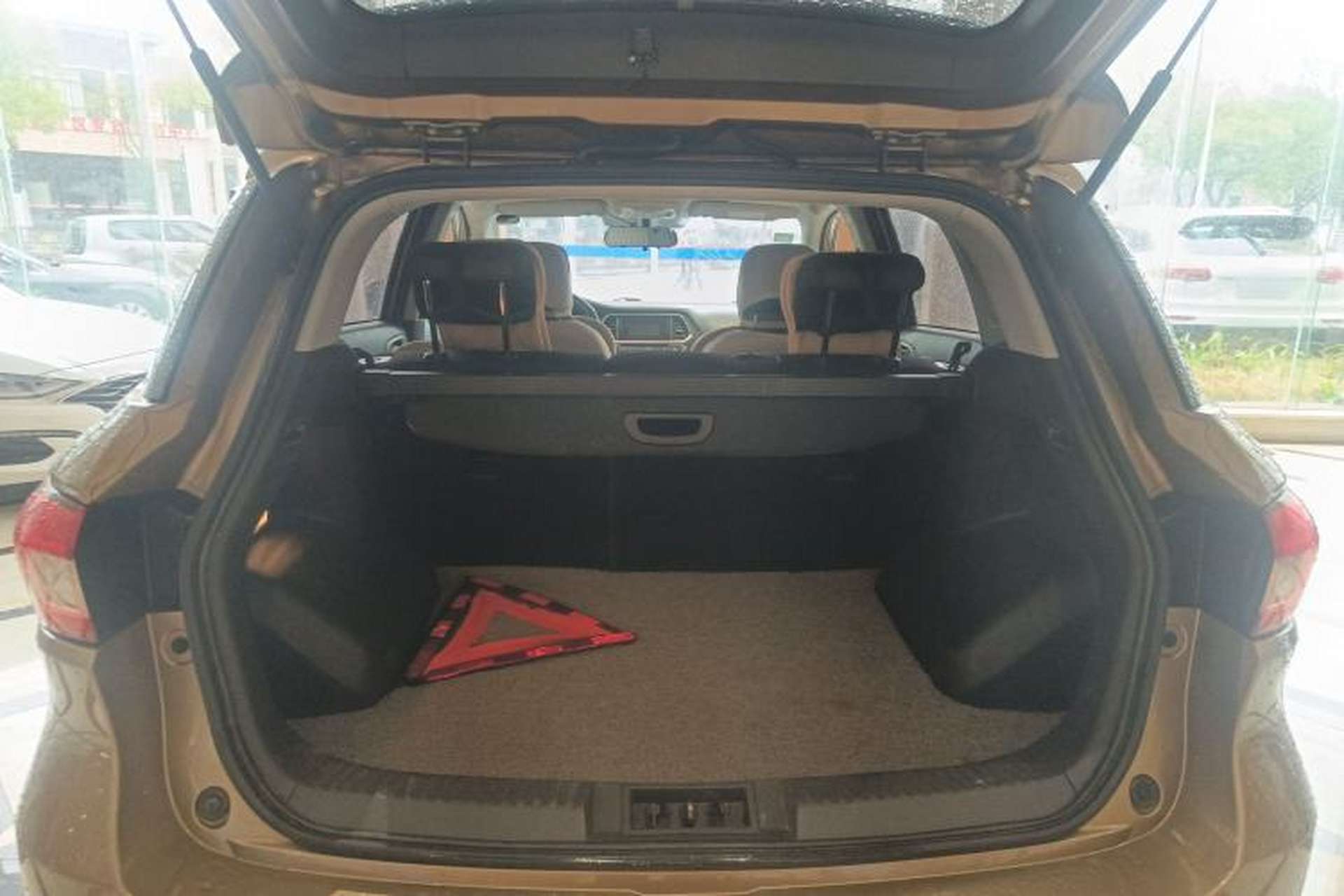Used GAC Trumpchi GS4 2015 200T G-DCT Comfort Edition Trunk