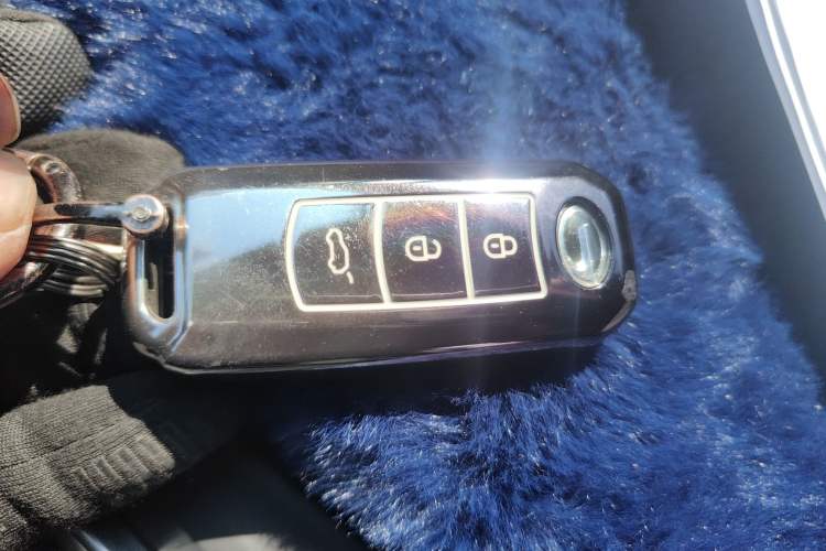Used GAC Trumpchi GS4 2015 200T G-DCT Elite Edition Vehicle Key