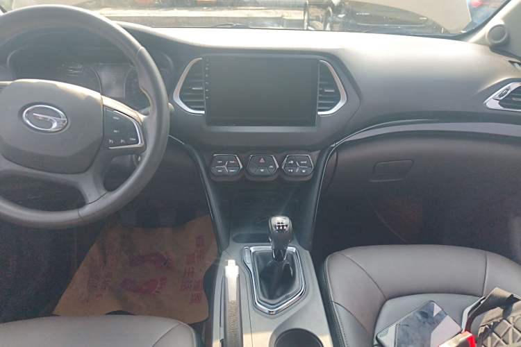 Used GAC Trumpchi GS4 2015 200T Manual Elite Edition Audio And AC Panel