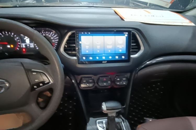 Used GAC Trumpchi GS4 2015 200T G-DCT Elite Edition Center Console