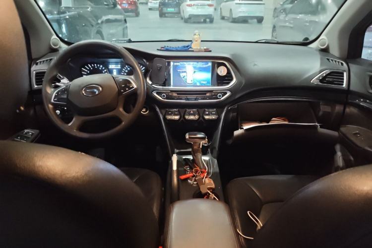 Used GAC Trumpchi GS4 2015 200T G-DCT Elite Edition Center Console