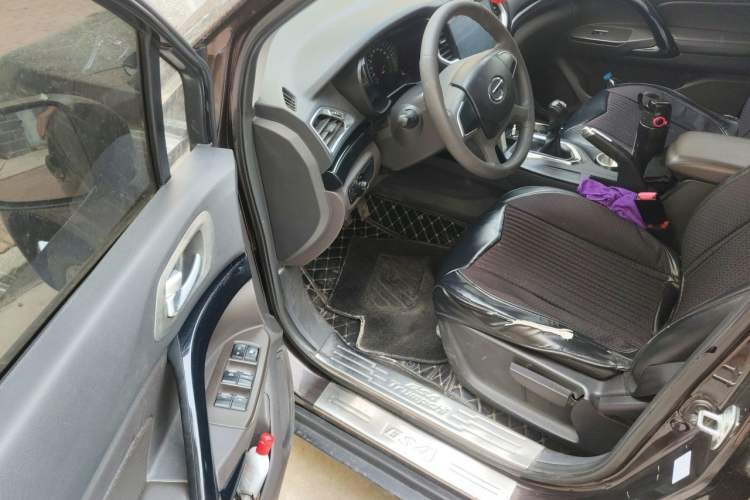 Used GAC Trumpchi GS4 2015 200T Manual Comfort Edition Driver Seat