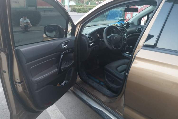 Used GAC Trumpchi GS4 2015 200T Manual Luxury Edition Driver Seat