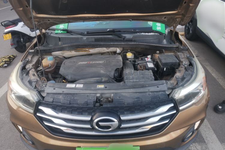 Used GAC Trumpchi GS4 2015 200T Manual Luxury Edition Engine Bay
