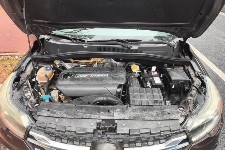 Used GAC Trumpchi GS4 2015 200T G-DCT Elite Edition Engine Bay