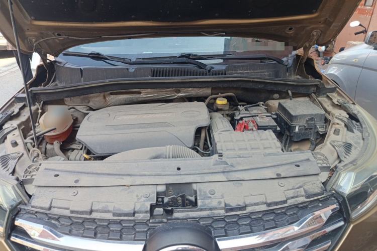 Used GAC Trumpchi GS4 2015 200T Manual Luxury Edition Engine Bay