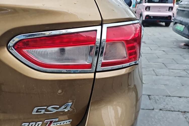 Used GAC Trumpchi GS4 2015 200T G-DCT Luxury Edition Exterior 1