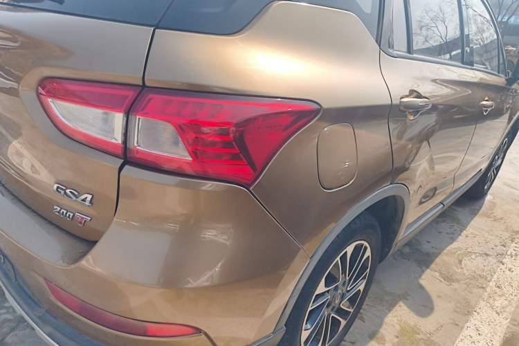 Used GAC Trumpchi GS4 2015 200T Manual Elite Edition Exterior 3