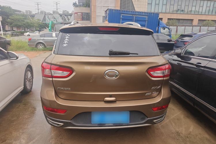 Used GAC Trumpchi GS4 2015 200T G-DCT Luxury Edition Exterior 4