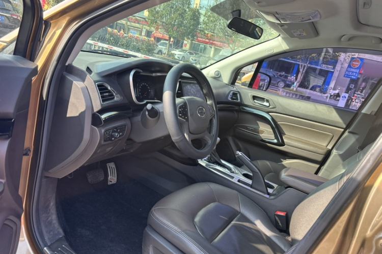 Used GAC Trumpchi GS4 2015 200T G-DCT Luxury Edition Exterior 9