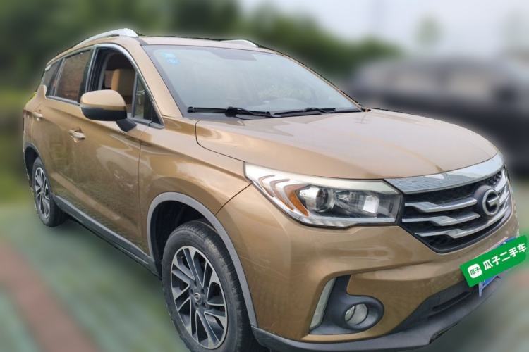 Used GAC Trumpchi GS4 2015 200T G-DCT Elite Edition Front Right 45 Deg