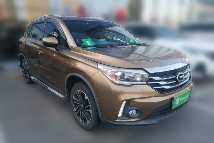 Used GAC Trumpchi GS4 2015 200T Manual Luxury Edition Front Right 45 Deg