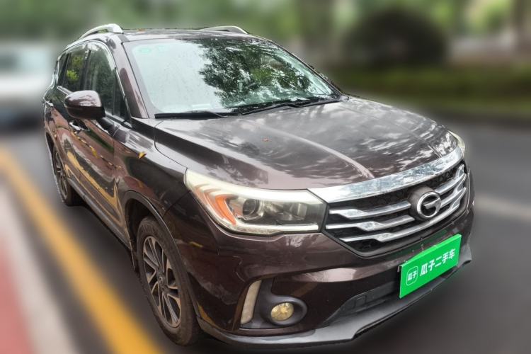 Used GAC Trumpchi GS4 2015 200T G-DCT Elite Edition Front Right 45 Deg