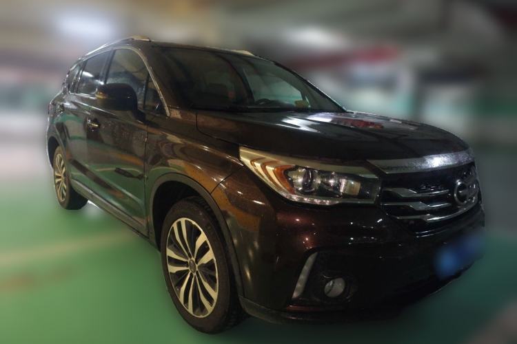 Used GAC Trumpchi GS4 2015 200T G-DCT Prestige Edition Front Right 45 Deg