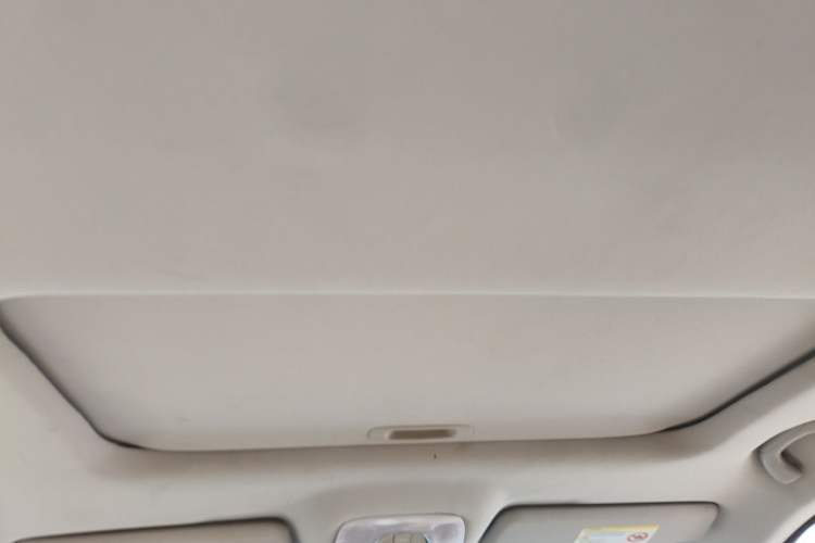Used GAC Trumpchi GS4 2015 200T G-DCT Elite Edition Headliner