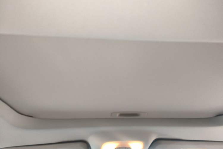 Used GAC Trumpchi GS4 2015 200T Manual Elite Edition Headliner