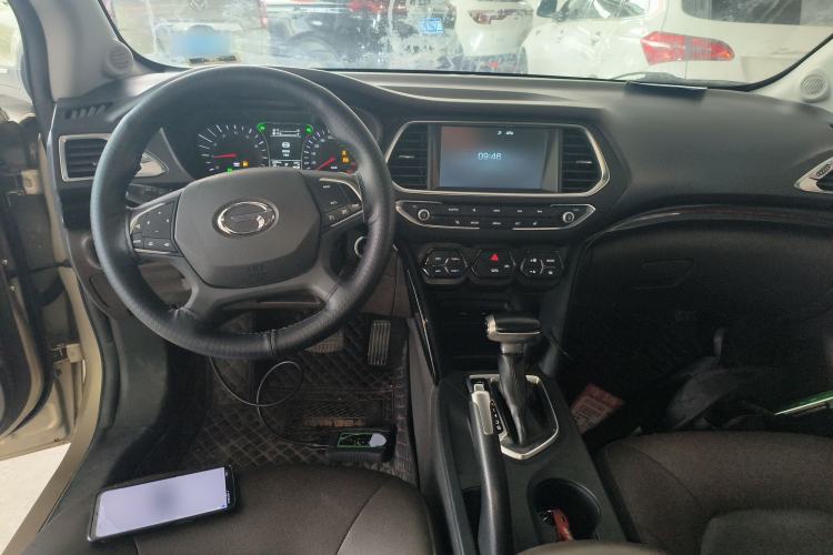 Used GAC Trumpchi GS4 2015 200T G-DCT Luxury Edition Interior 2