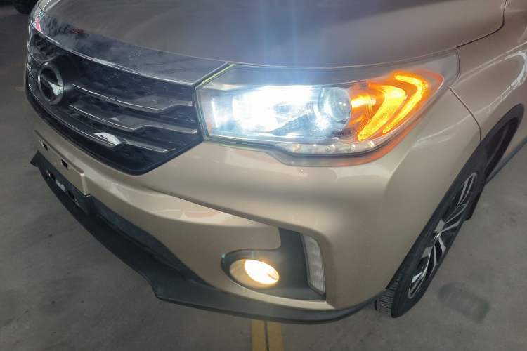 Used GAC Trumpchi GS4 2015 200T G-DCT Luxury Edition Left Front Headlight