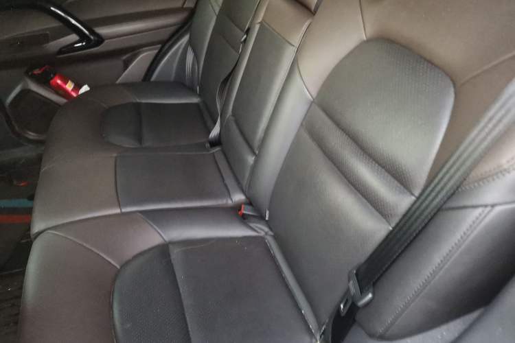 Used GAC Trumpchi GS4 2015 200T Manual Luxury Edition Left Rear Seat