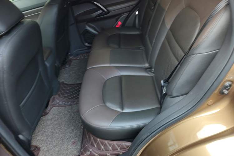 Used GAC Trumpchi GS4 2015 200T G-DCT Luxury Edition Left Rear Seat