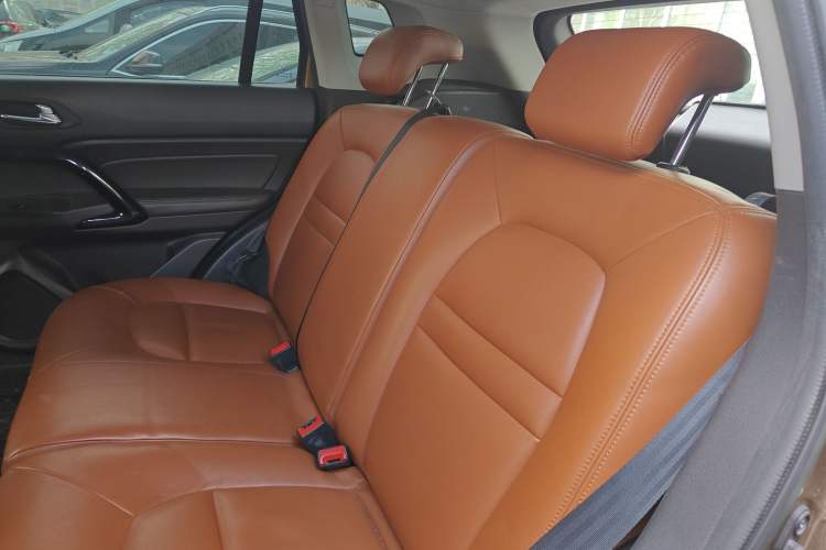 Used GAC Trumpchi GS4 2015 200T G-DCT Elite Edition Left Rear Seat