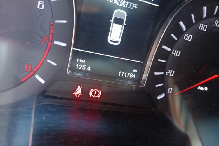 Used GAC Trumpchi GS4 2015 200T Manual Luxury Edition Odometer Close Up